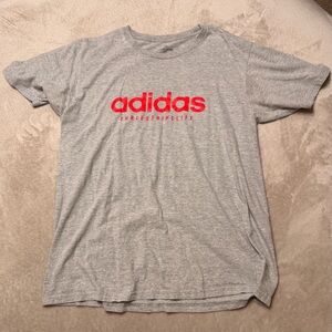 Adidas Heather Gray Tee w/Red Lettering Men’s Size Large